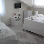 Hotel Vira 4*