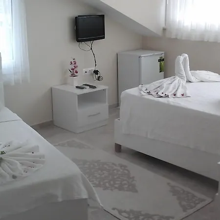 Hotel Vira 4*