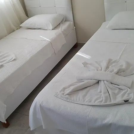 Hotel Vira